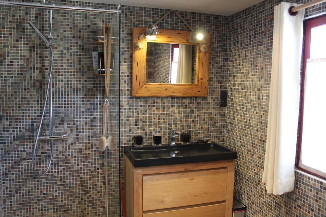 Photo of Bathroom in Guitte