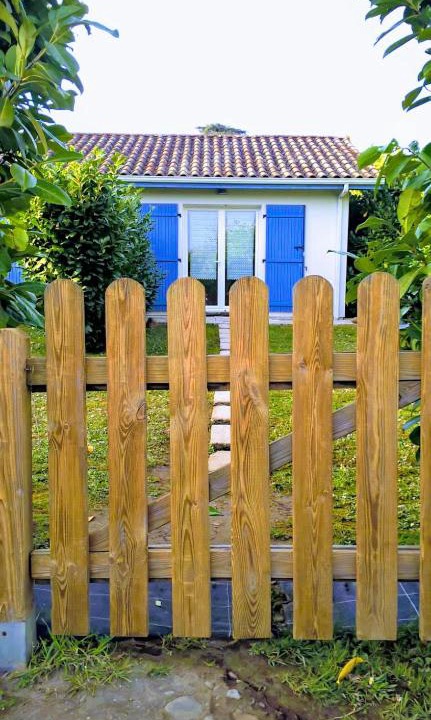 Photo of Buildings in Escos