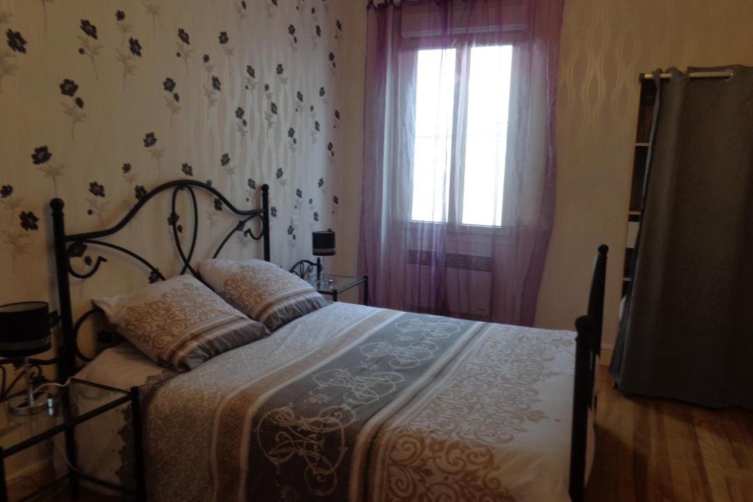 Photo of Bedroom in Soual