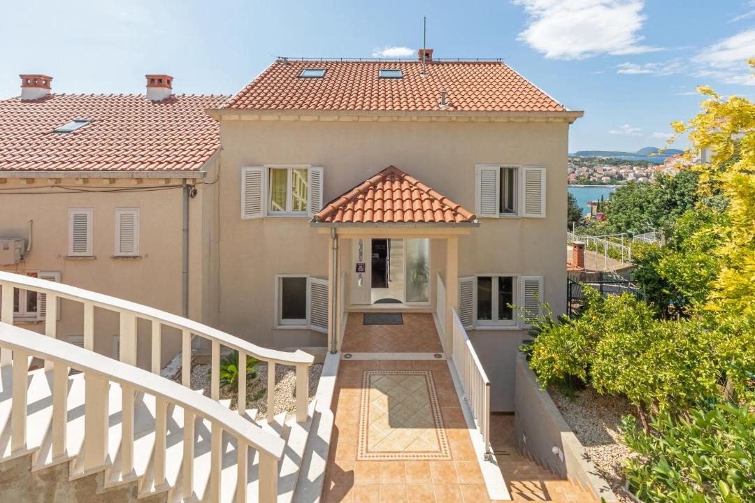 Photo of Patio Balcony in Gruz