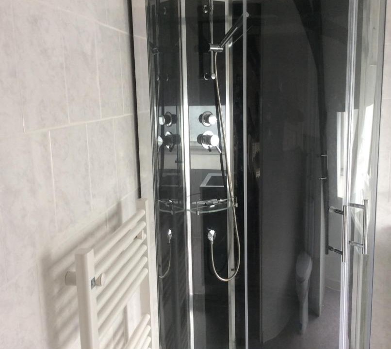 Photo of Others in Collinee