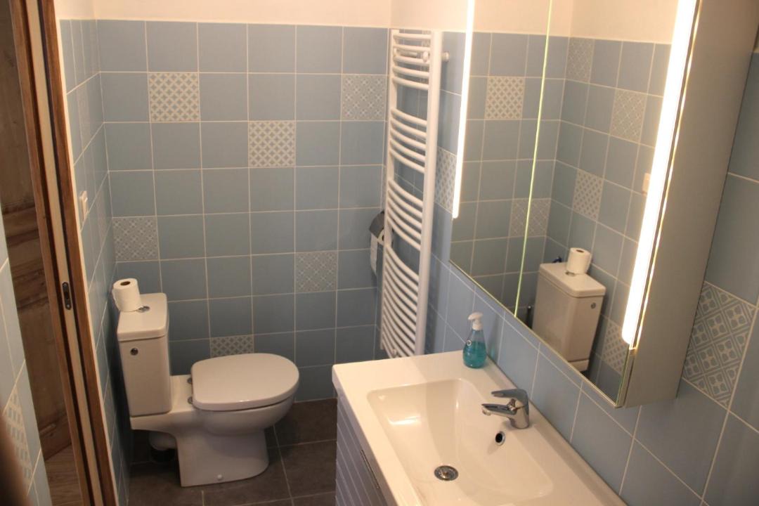 Photo of Bathroom in Saint-Valerien