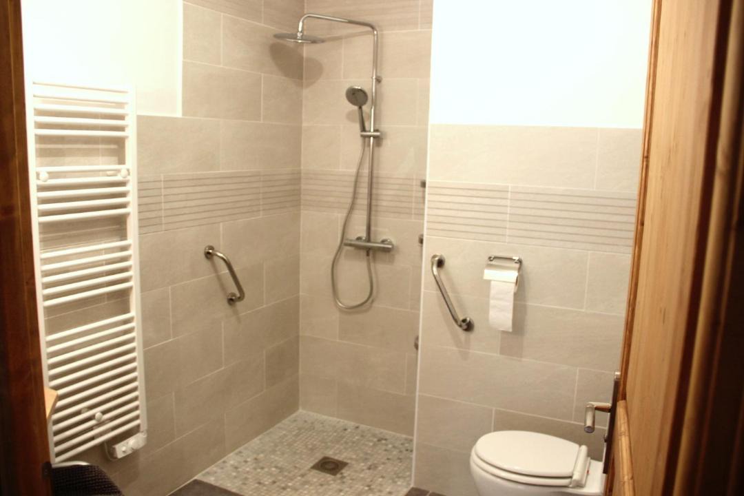 Photo of Bathroom in Saint-Valerien