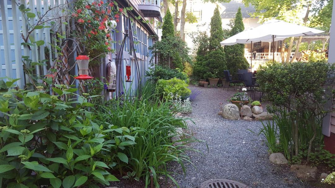 Photo of Others in Circuit Avenue