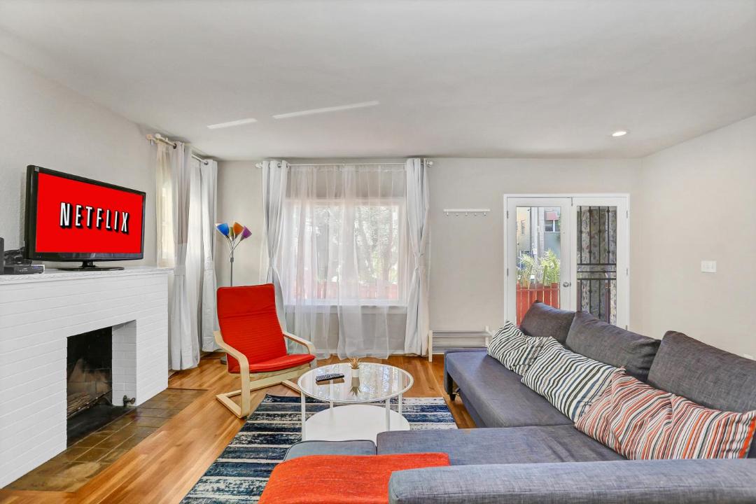 Photo of Livingroom in Alamitos Beach
