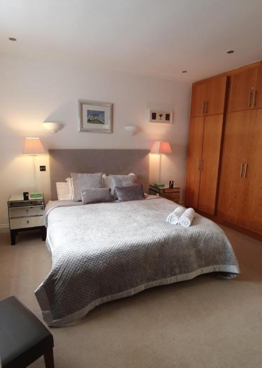 Photo of Bedroom in Royal Borough of Kensington and Chelsea