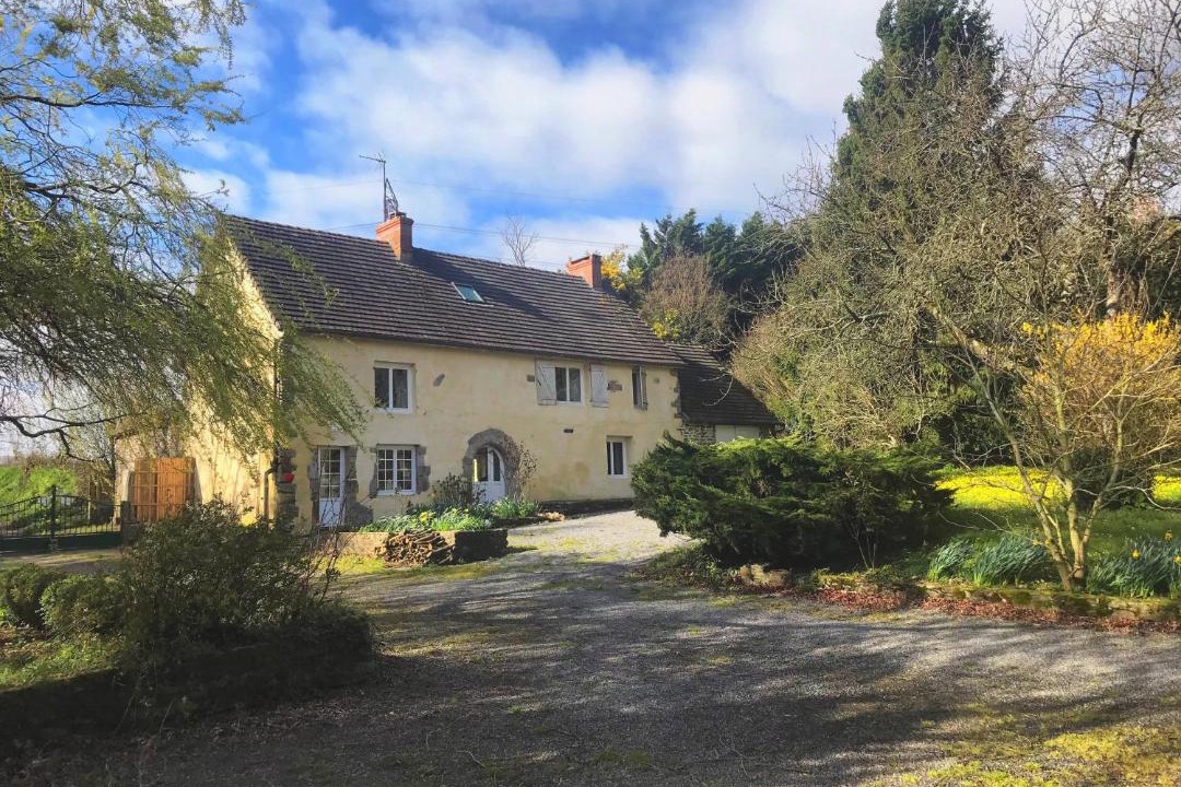 Photo of Others in Feugeres