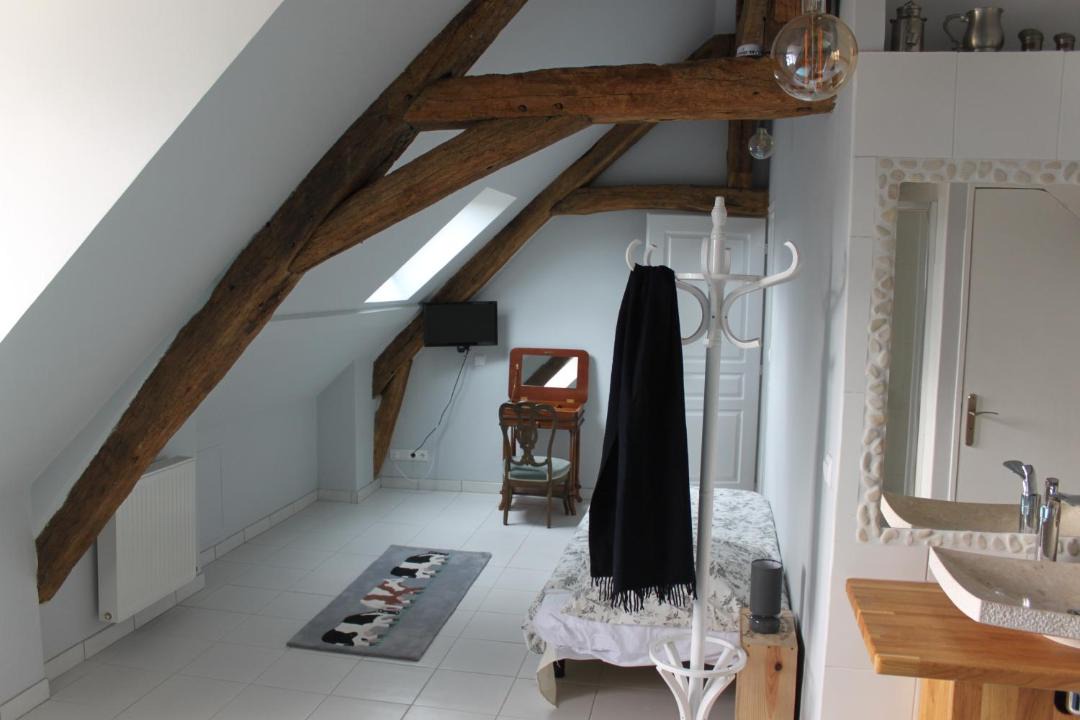 Photo of Others in Villerbon