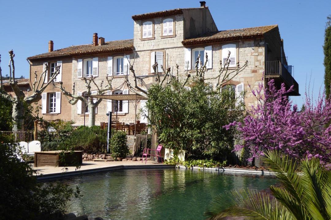 Photo of Others in Le Luc