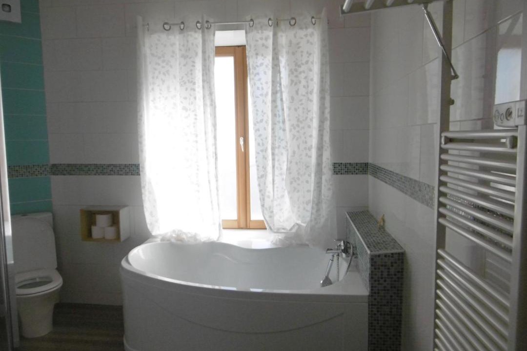 Photo of Bathroom in Chateauneuf-la-Foret