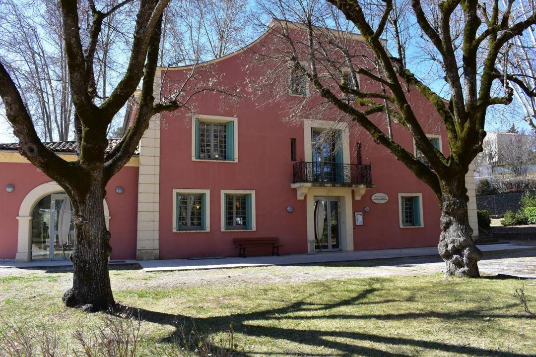 Photo of Buildings in Greoux-les-Bains