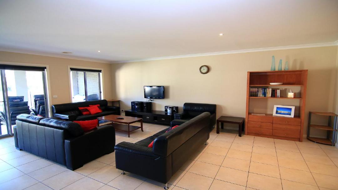 Photo of Livingroom in Yarrawonga
