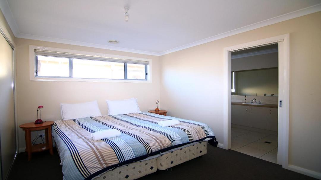 Photo of Bedroom in Yarrawonga