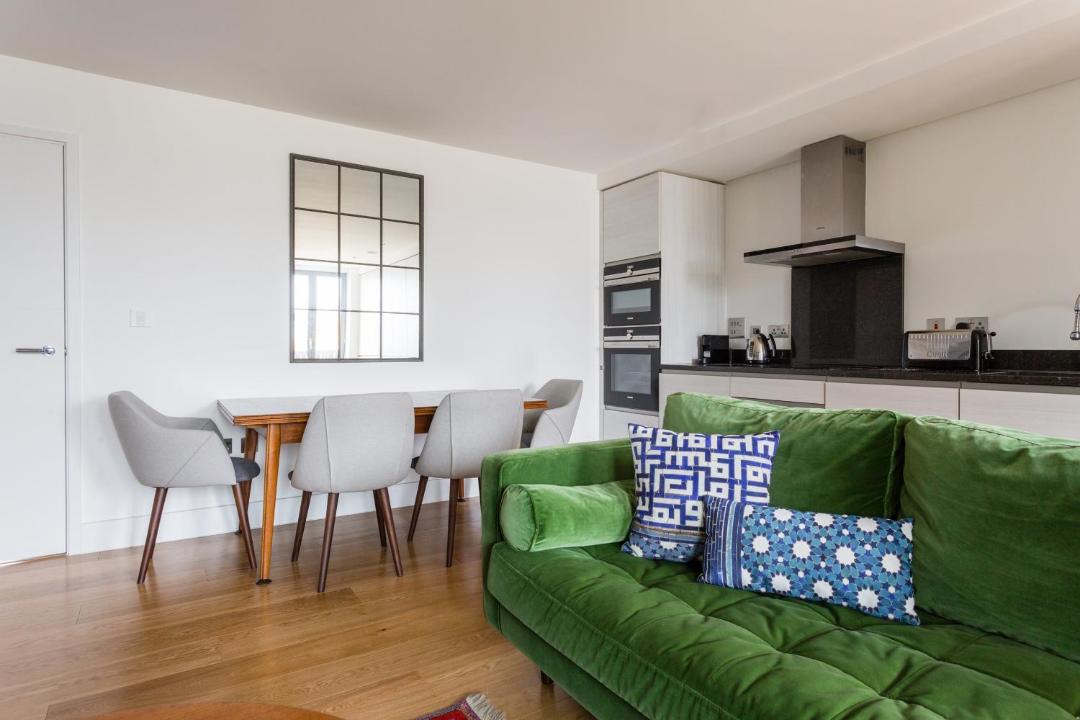 Photo of Livingroom in Golborne