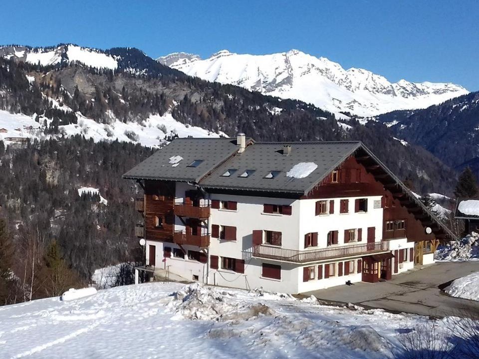 Photo of Buildings in Crest-Voland