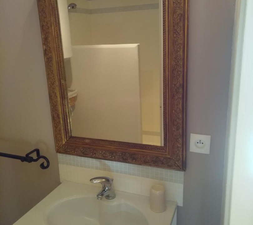 Photo of Bathroom in Champtoceaux