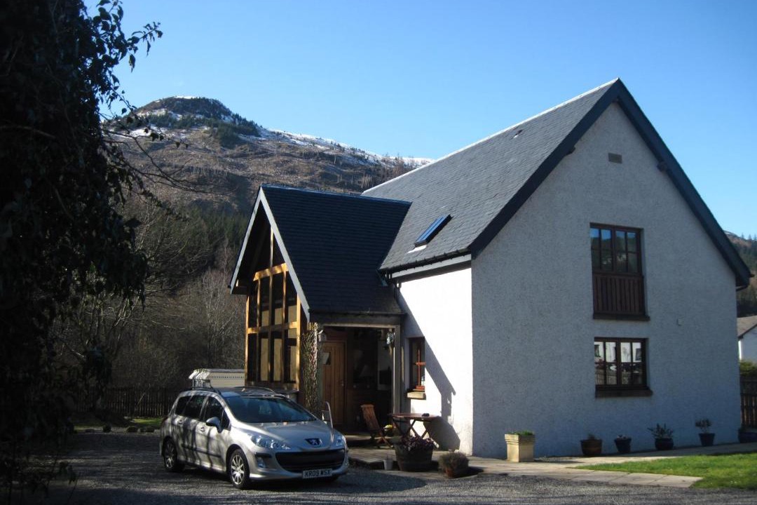Photo of Buildings in Strathyre