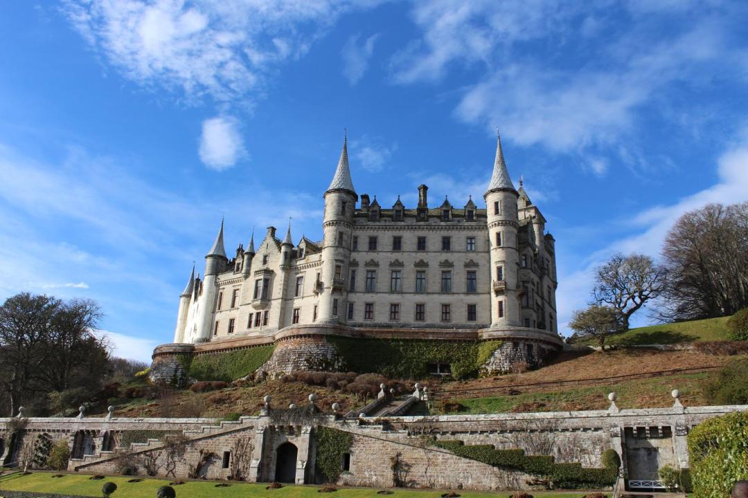 Photo of Buildings in Golspie
