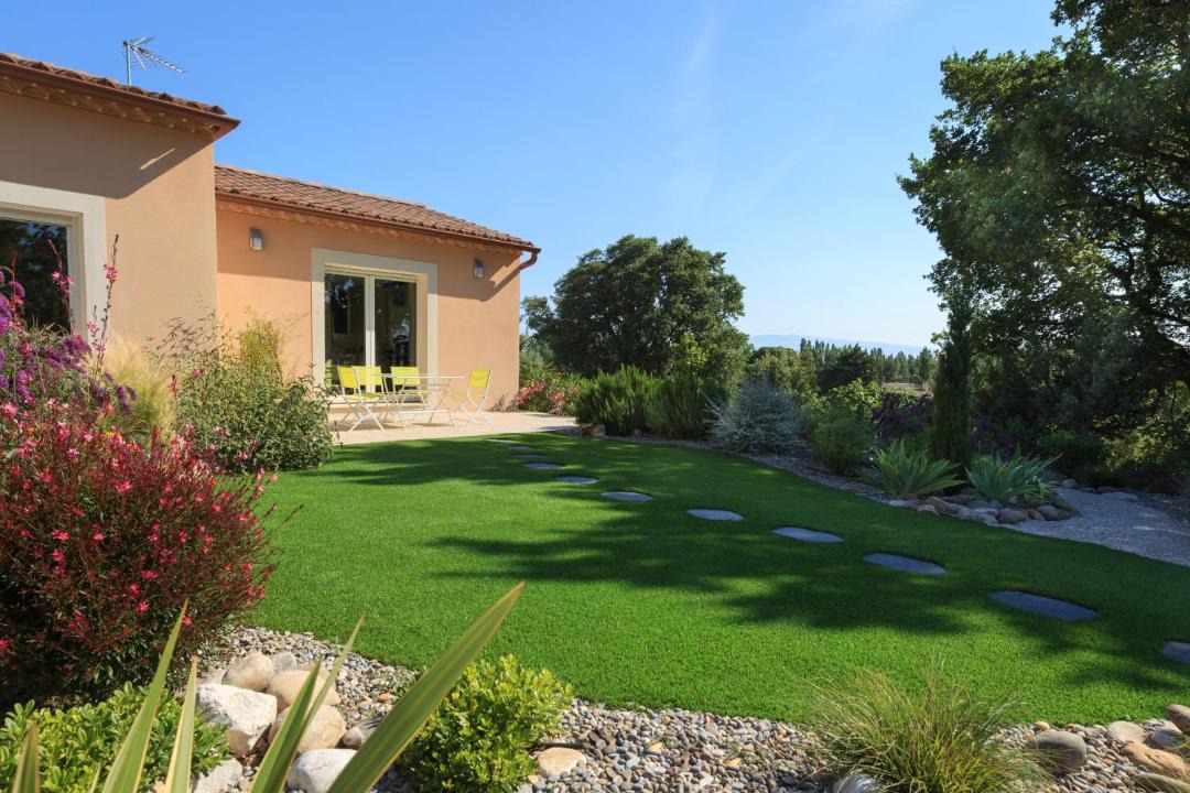 Photo of Others in Chateauneuf-de-Gadagne