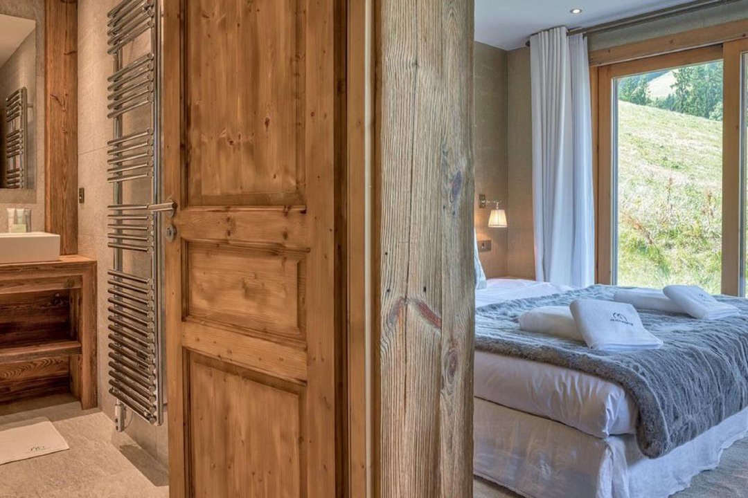 Photo of Bedroom in Zweisimmen Nr Gstaad