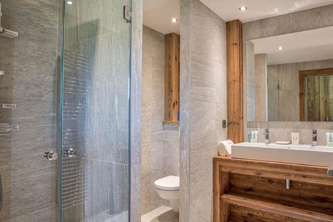Photo of Bathroom in Zweisimmen Nr Gstaad