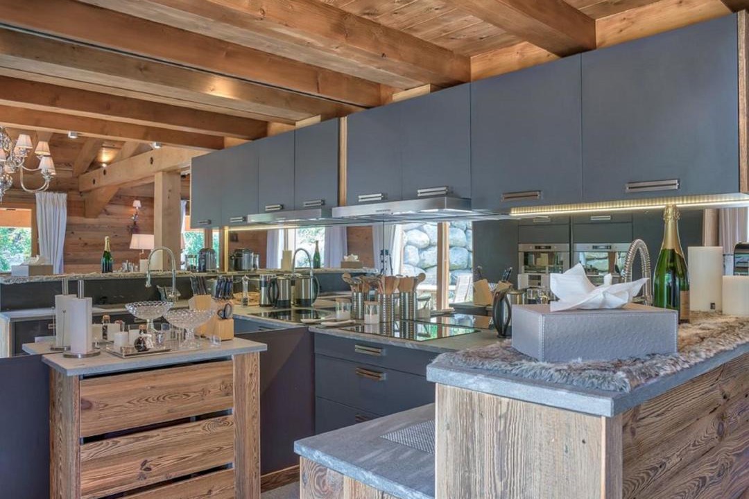 Photo of Kitchen in Zweisimmen Nr Gstaad