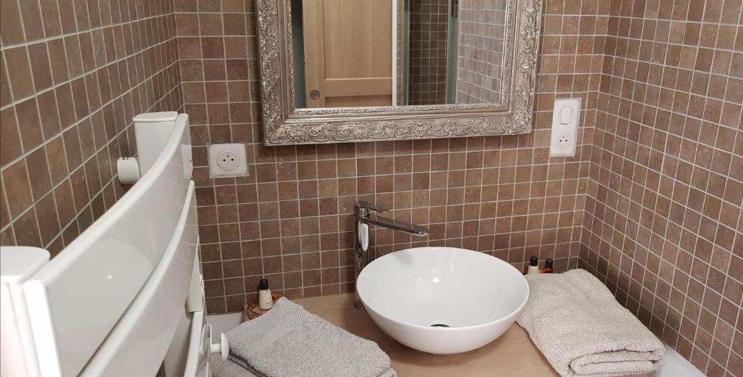 Photo of Bathroom in Cramant