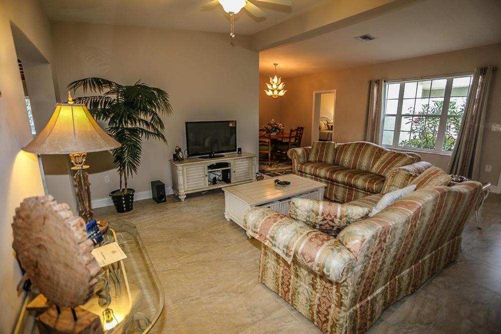 Photo of Livingroom in Siesta Isle