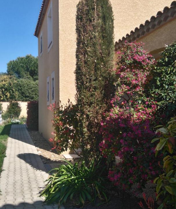 Photo of Buildings in Magalas