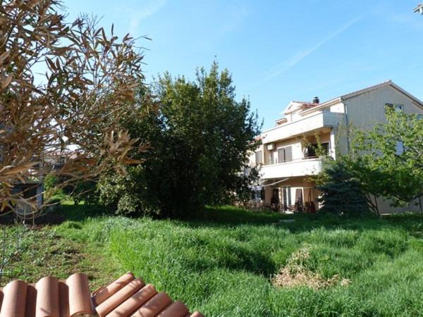 Photo of Buildings in Betina