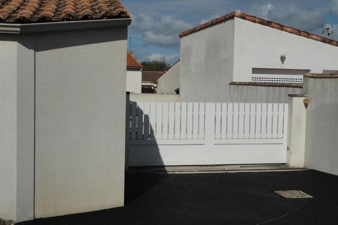 Photo of Buildings in Meschers-sur-Gironde
