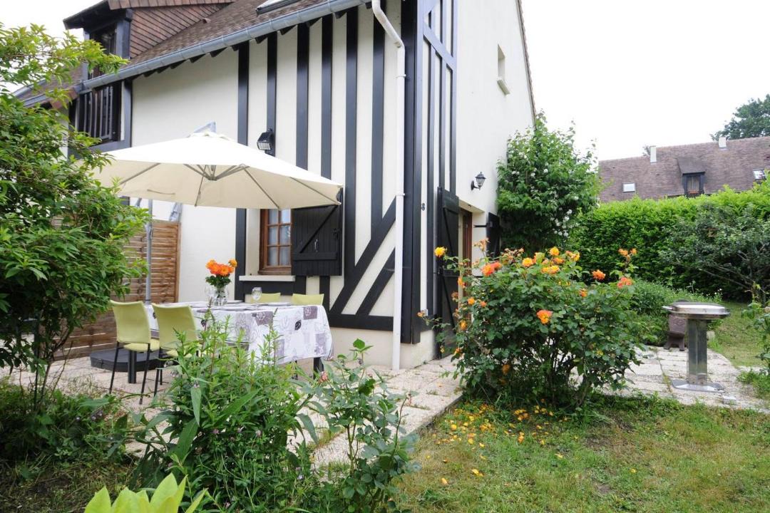 Photo of Buildings in La Cour du Moulin