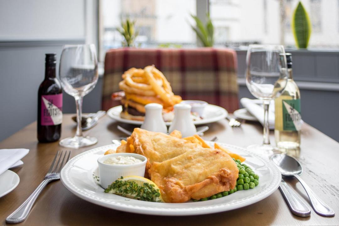 Photo of Others in Nostie