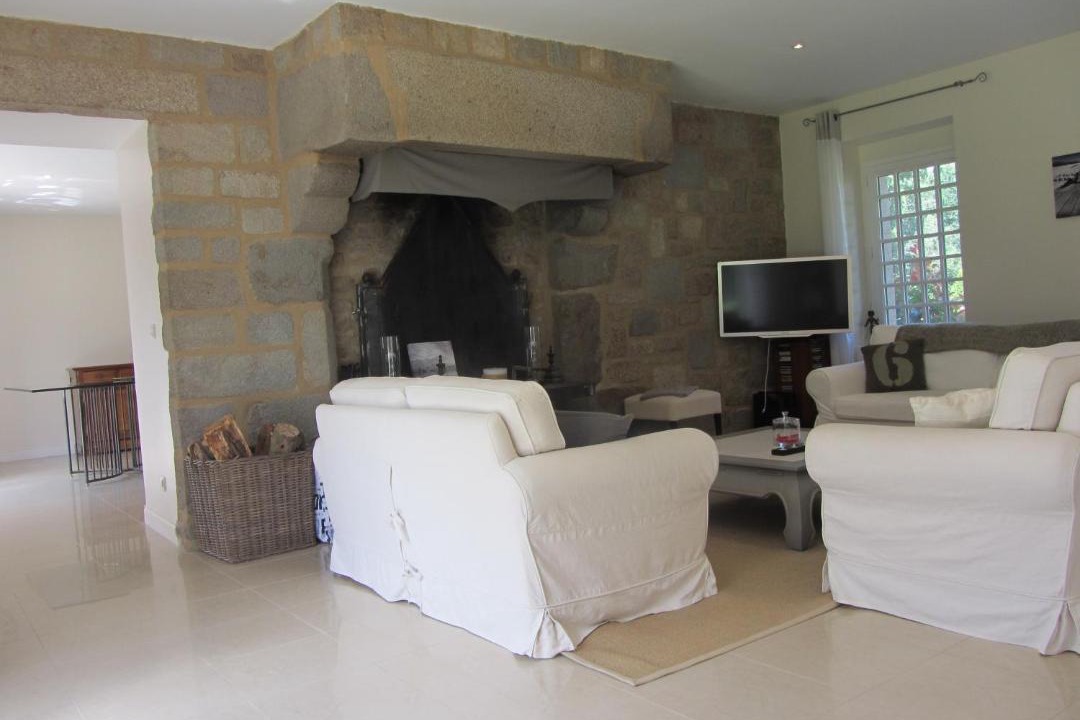 Photo of Livingroom in Combourg