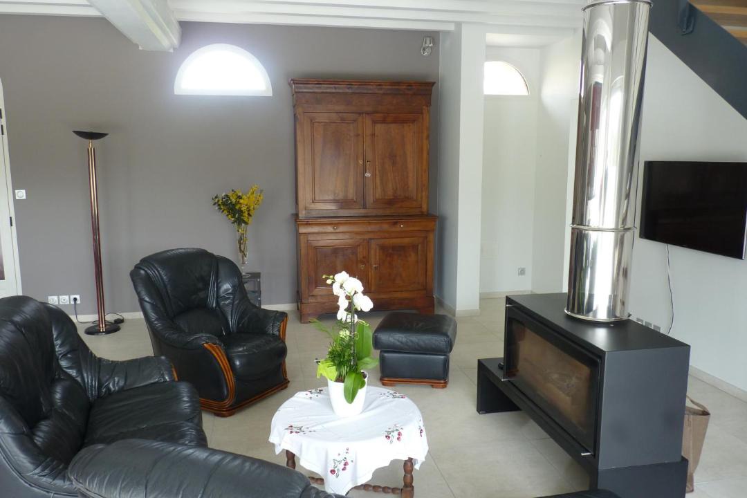 Photo of Livingroom in Longue-Jumelles