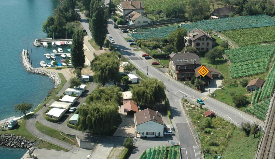 Photo of Others in Cully