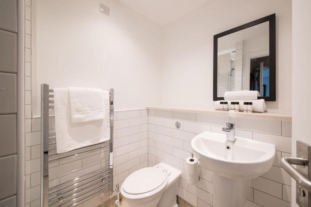 Photo of Bathroom in Weston Turville
