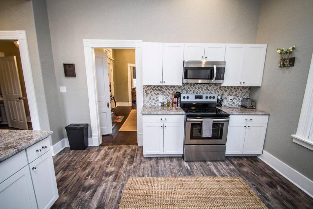 Photo of Kitchen in Historic Garderns