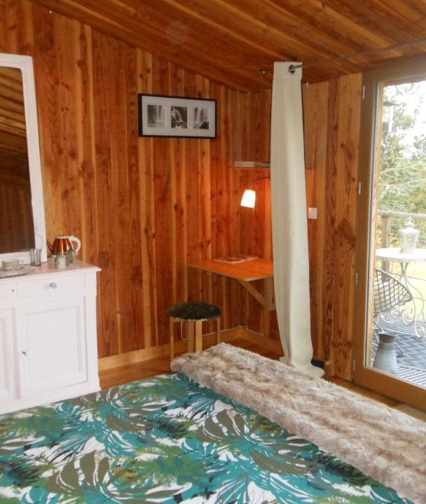 Photo of Others in Dore-lʼEglise