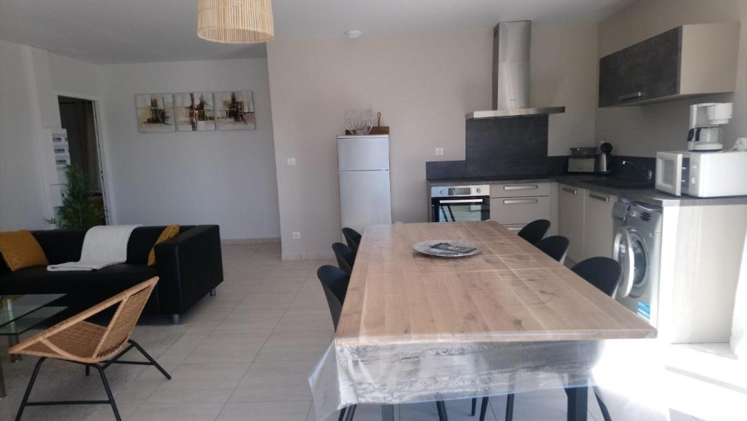 Photo of Kitchen in Saint-Georges-de-Luzencon