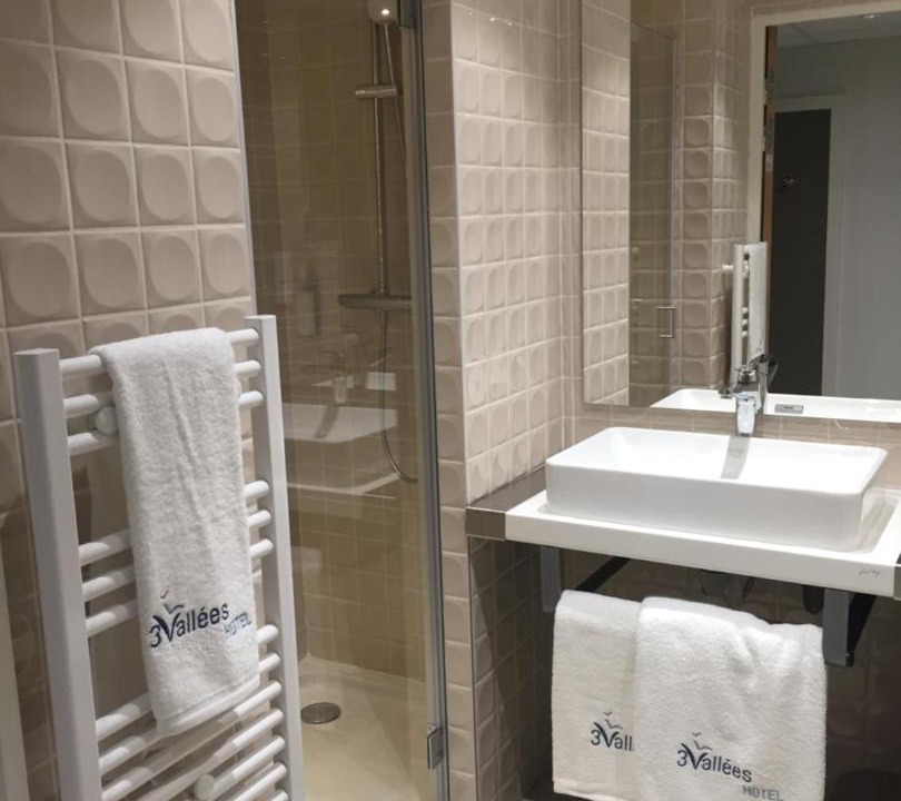 Photo of Others in Saran