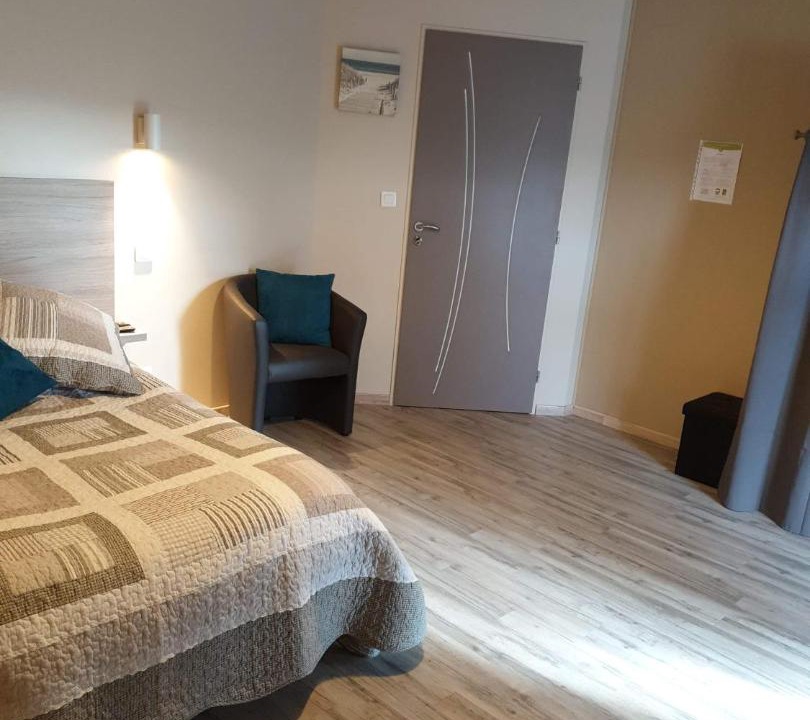 Photo of Bedroom in Saint-Martin-du-Frene