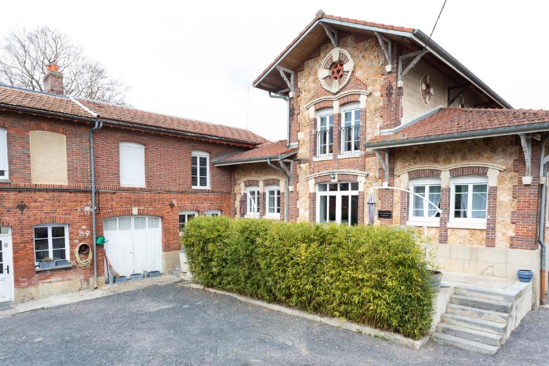 Photo of Others in Vinay