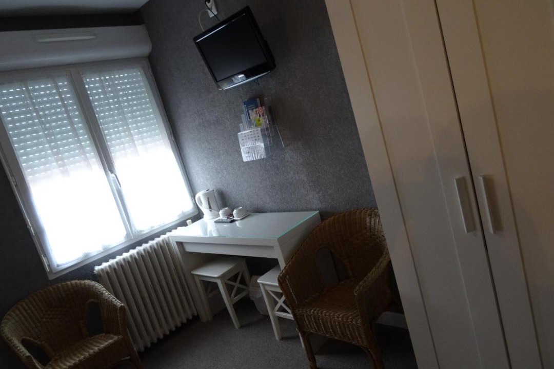 Photo of Others in Alban