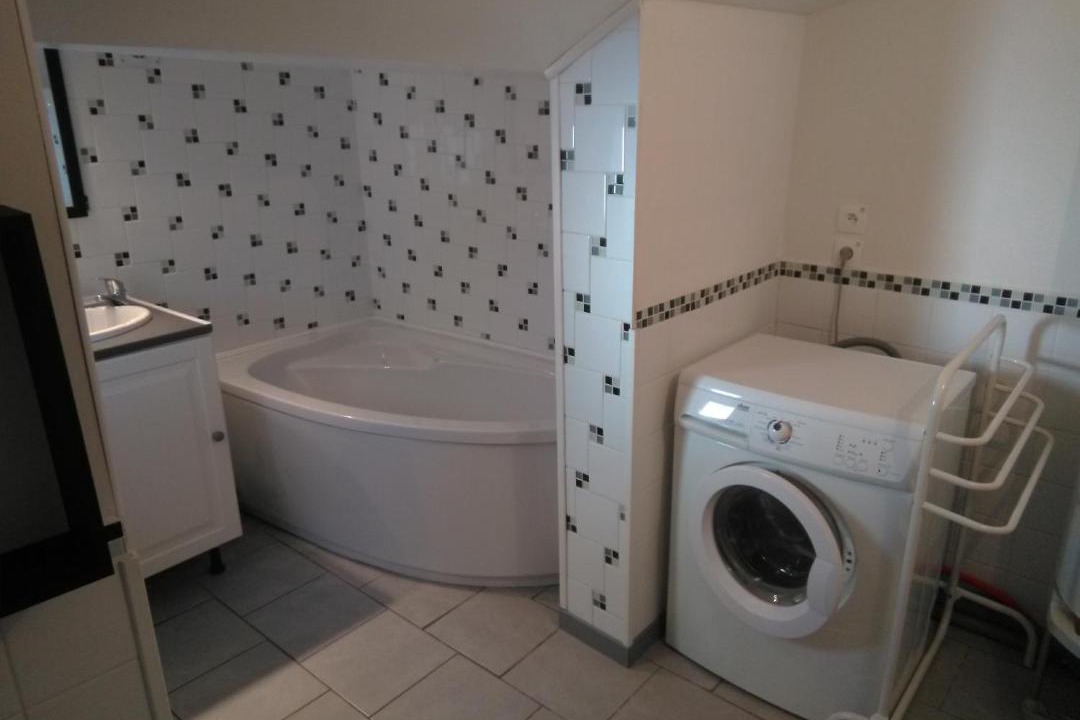 Photo of Bathroom in Saint-Pol-sur-Mer