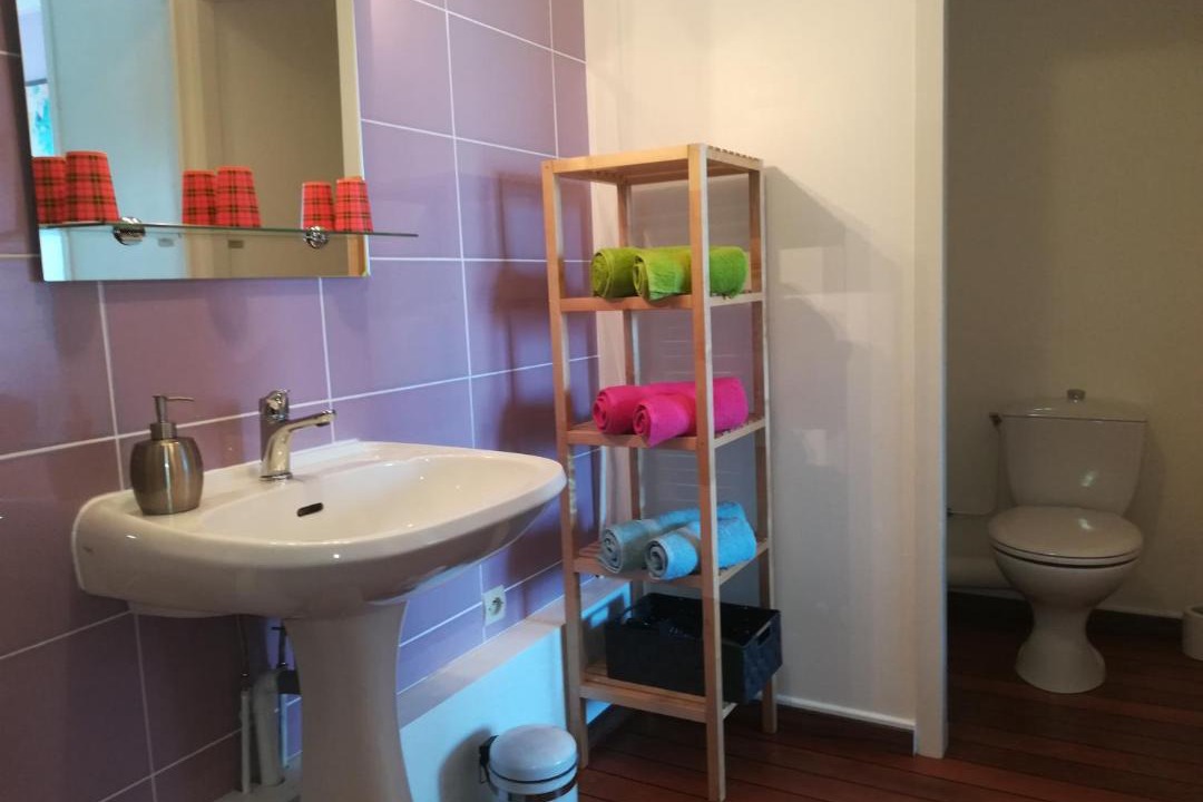 Photo of Bathroom in Bourbon-Lancy