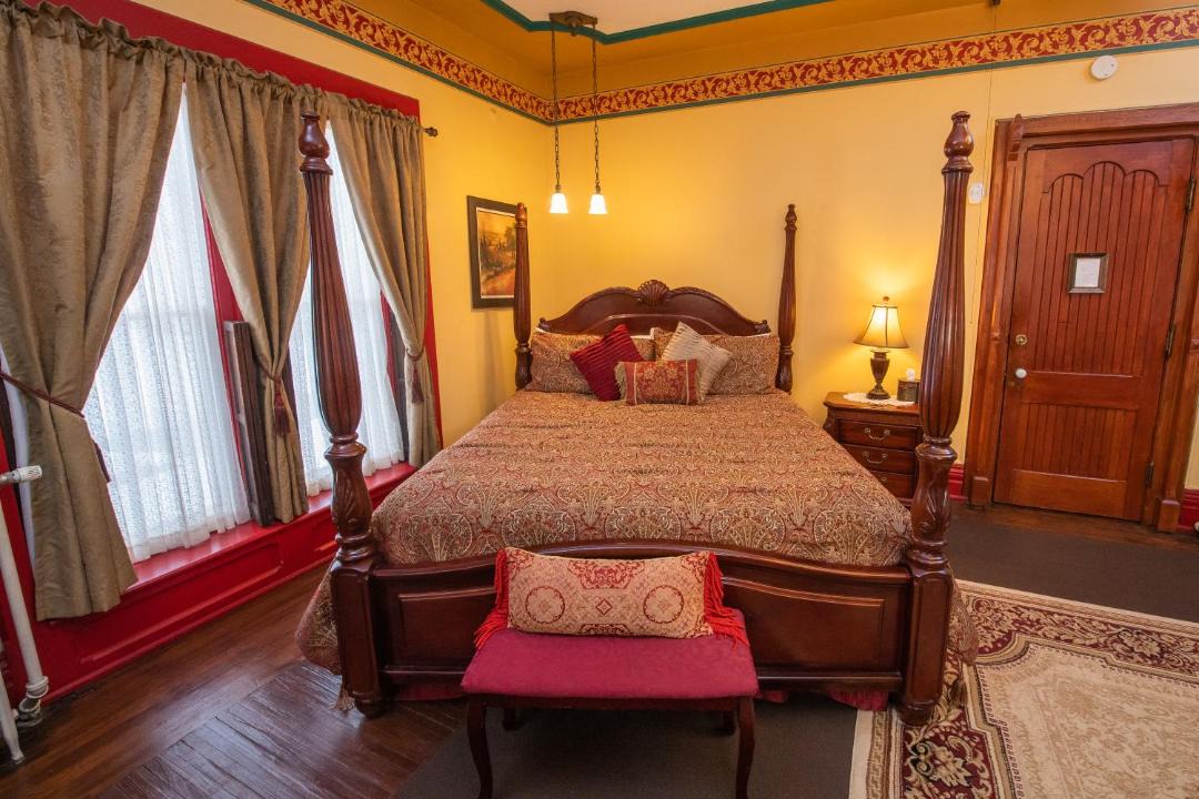 Photo of Bedroom in Erie