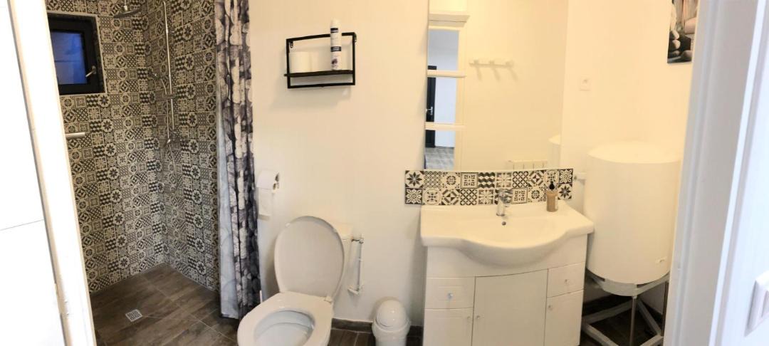 Photo of Bathroom in Fromelles