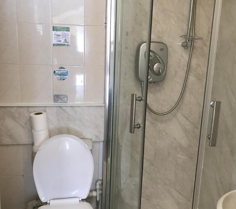 Photo of Bathroom in Hele