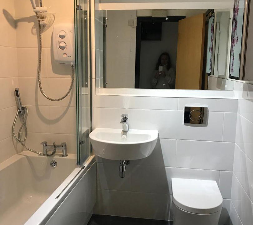 Photo of Bathroom in City Centre Glasgow